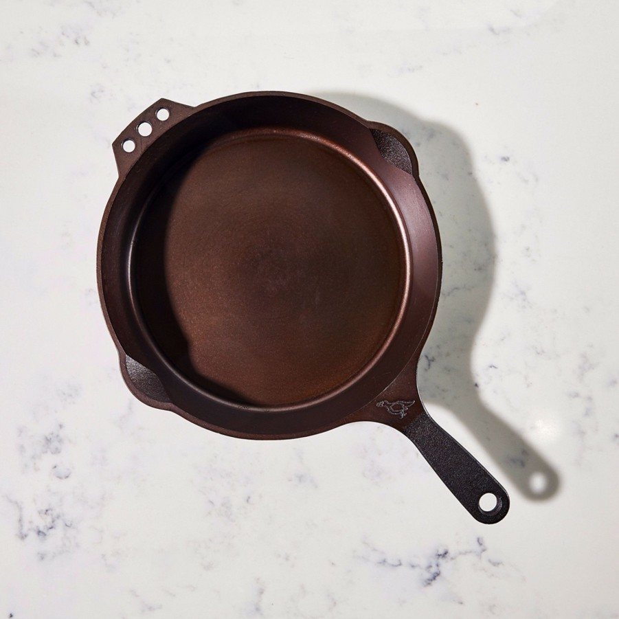 * Kitchen Accessories | No. 10 Cast-Iron Skillet By Smithey Ironware Co.